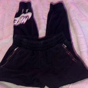 Nike Black Sweatpants Sleek Athletic Style
